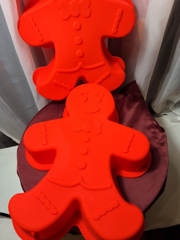 2 GINGERBREAD MEN SILICONE MOLDS, RED PREOWNED, NEVER USED gallery