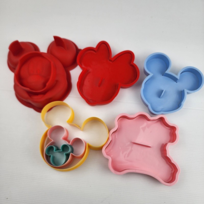 Disney Cookie Cutter Cake Mould Mickey Minnie Mouse Decorating Baking gallery