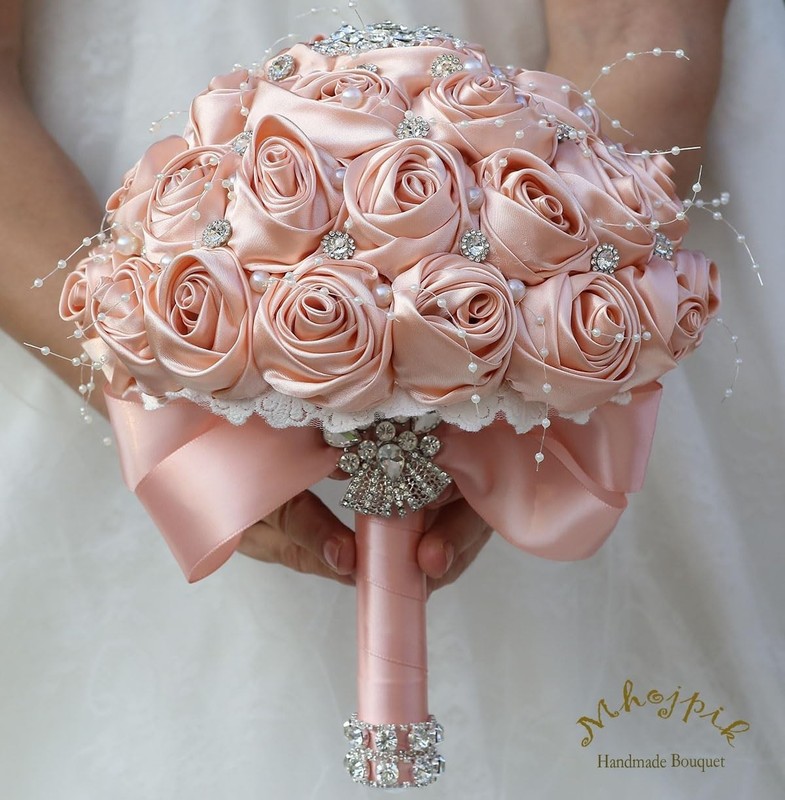 Mhojpik Bridal Wedding Bouquet Round Bling Brooch Holding Bouquet Artificial gallery