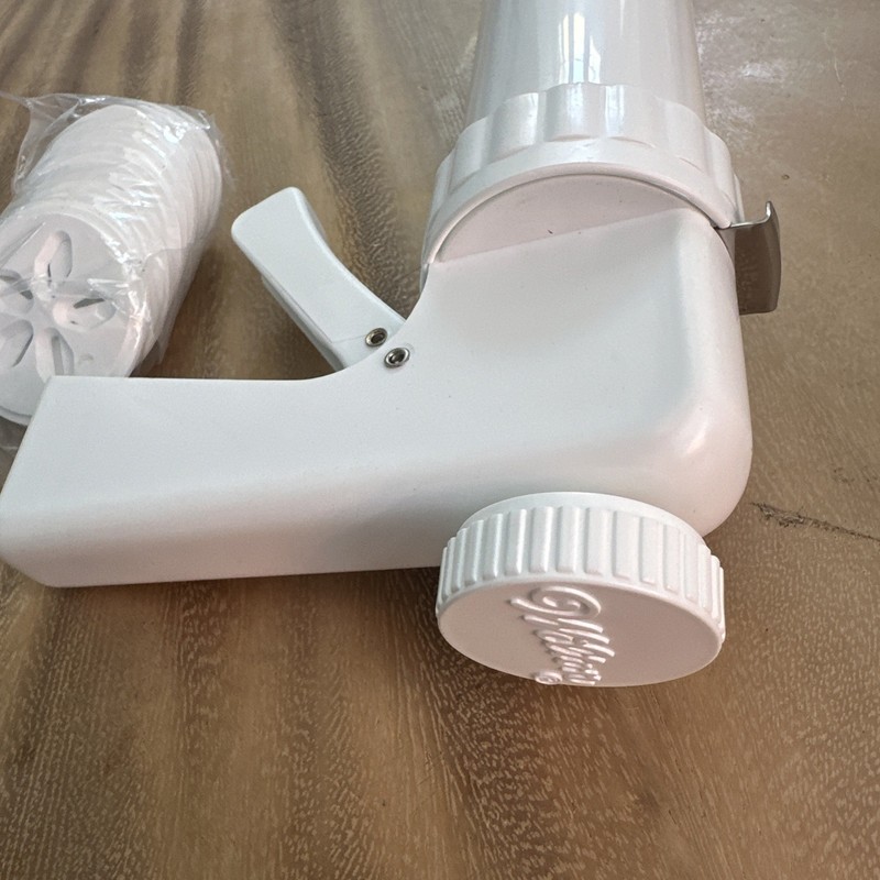 WILTON Cookie Press Box Set Spritz Cookie 12 Discs Complete Easy to Use NEW gallery