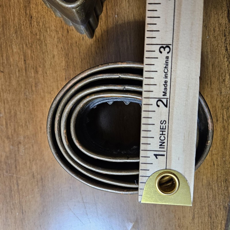 Metal Cookie Cutter Set Triangle Oval Fluted Brown Baking Kitchen Tools gallery