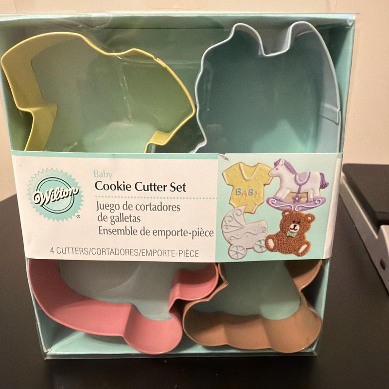 Wilton Cookie Cutter Cutters Metal Set Lot of 4 Baby Carriage Bear Horse etc