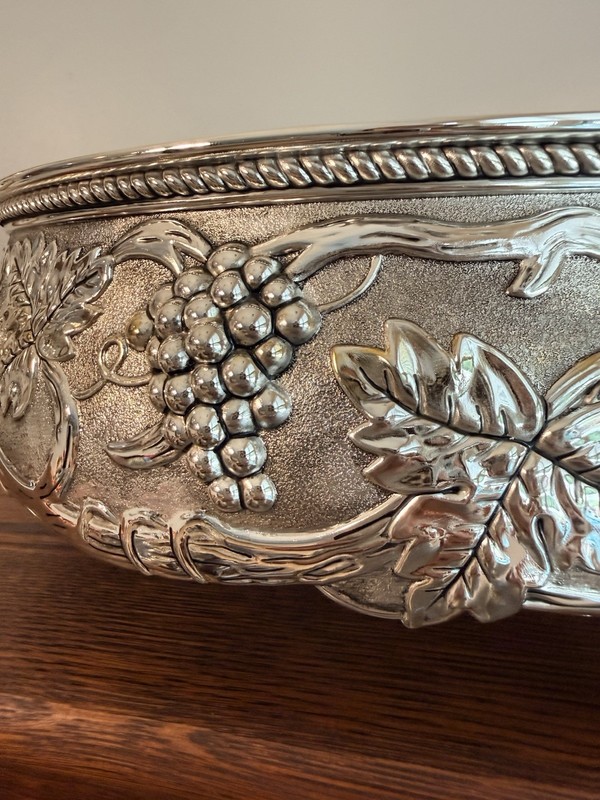 Godinger Silver Plated Mirrored Grape Cake Plateau Plate - Beautiful Piece! gallery