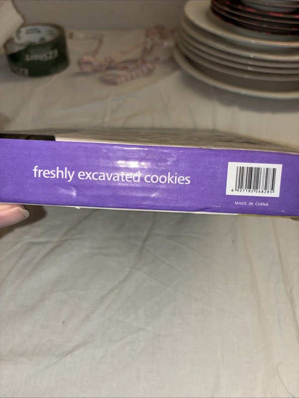 Fred & Friends DIG-INS Dinosaur Fossil Cookie Cutters Stampers Set 3 T-Rex Dino gallery