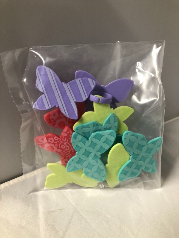DecoPac Butterfly cupcake rings, 12 ct / 4 colors / spring / pastels / NEW