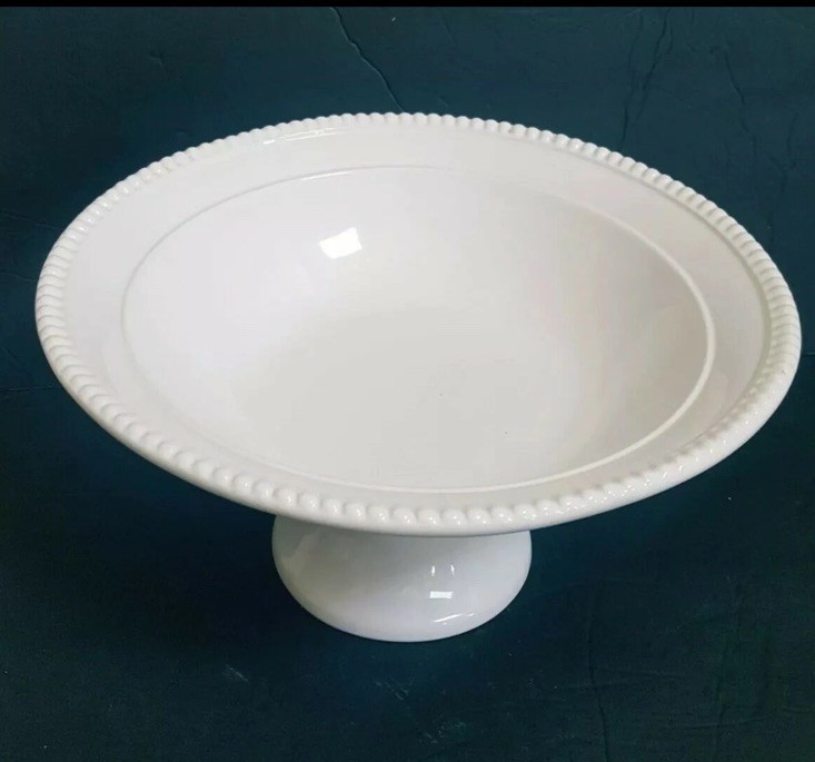 CERIART PORTUGAL WHITE PORCELAIN FOOTED PEDESTAL FRUIT BOWL
