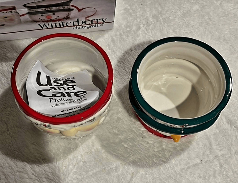 NEW IN BOX COLLECTIBLE PFALTZGRAFF WINTERBERRY FIGURAL DIP SET OF 2 BOWLS gallery