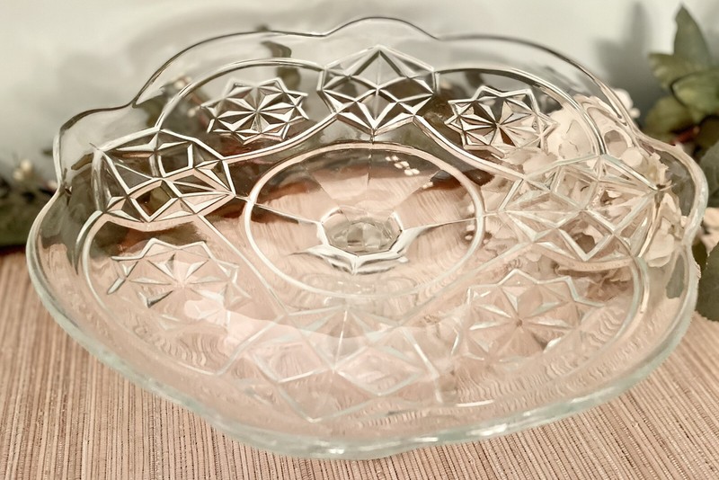 Vintage Clear Cut Glass Pedastal Cake Stand Plate 8 Point Star Scalloped Edges gallery