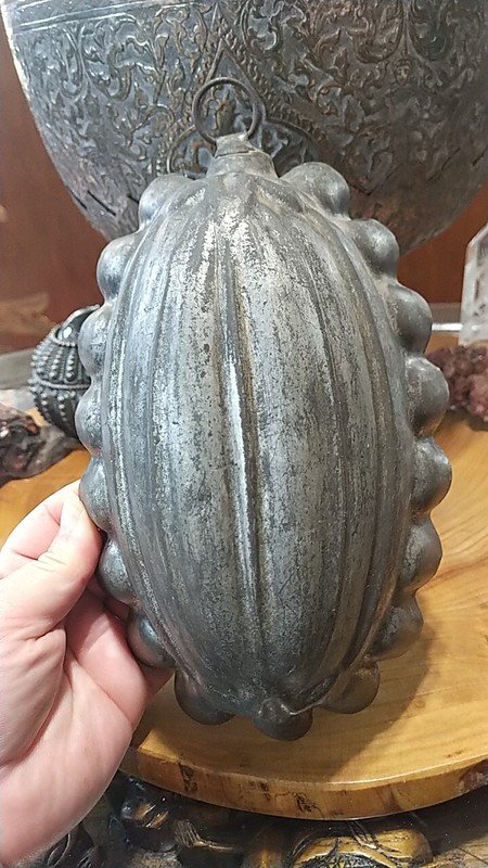 Vintage stamped tin primitive cake mold. looks like a squash? with ruffles gallery