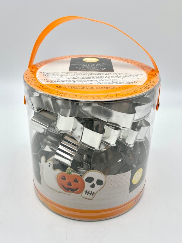Wilton Halloween Themed Metal Cookie Cutter Set 18 pcs #2308-2014