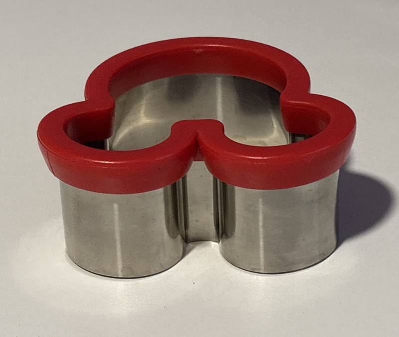 Mickey Mouse Head Shape Deep Cutting Cookie Cutter Metal Red Edge 3.75” gallery