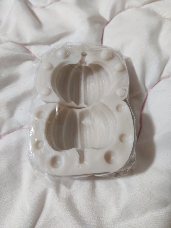 3 Pieces Pumpkin & Leaves Fondant Baking Mold Fall Thanksgiving Epoxy Silicone gallery