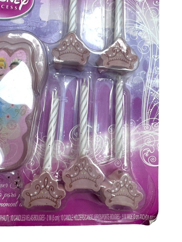 Wilton Disney Princesses Birthday Kit – Candle, Cake Topper & Cupcake Pins gallery