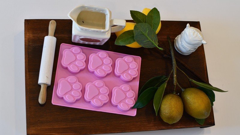 Silicone Mold Dog Paw Homemade Treat , Puppy Dog Paw Shaped, Reusable 1 Purple gallery