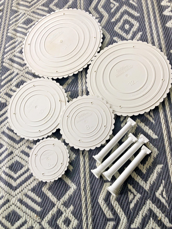 Vtg Wilton Tiered Wedding Cake Separators 5/Plates 4 Colums Pillars