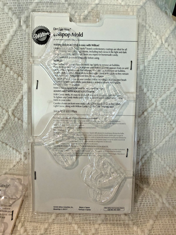 Wilton lollipop molds, "Double Heart" and "Flower Power" gallery