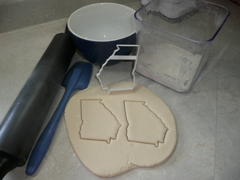 GEORGIA STATE OUTLINE PEACH COOKIE CUTTER MADE IN USA PR4687 gallery