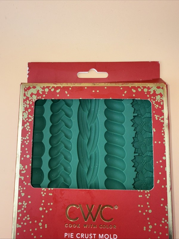 CWC Cook With Color silicone decorative pie crust mold -Green gallery