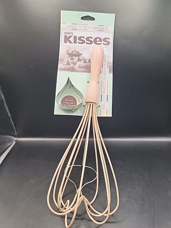 Hershey's Kisses Pink Whisk and Cookie Cutter Set Hershey's Chocolate Gift NEW!