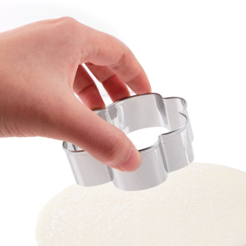 4pcs Dog Paw Cookie Stainless Steel DIY Cake Moulds Baking Tool gallery