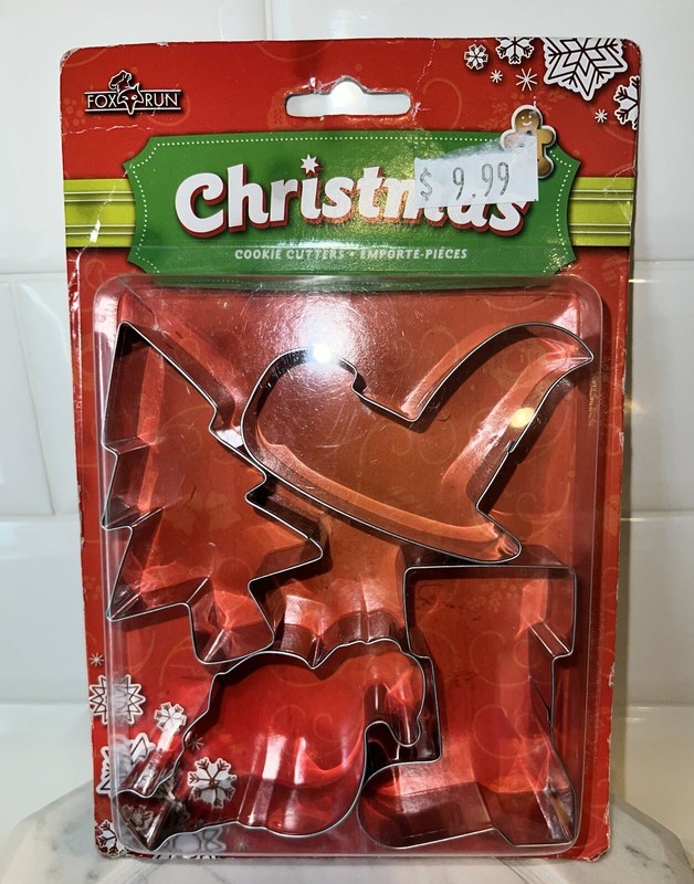 Christmas 4pc Cookie Cutter Set Santa Sleigh Tree Stocking Fox Run NEW