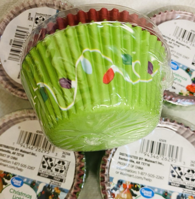 5 New Packs of Great Value Christmas Lights Cupcake Liners 48 Liners/Pack gallery