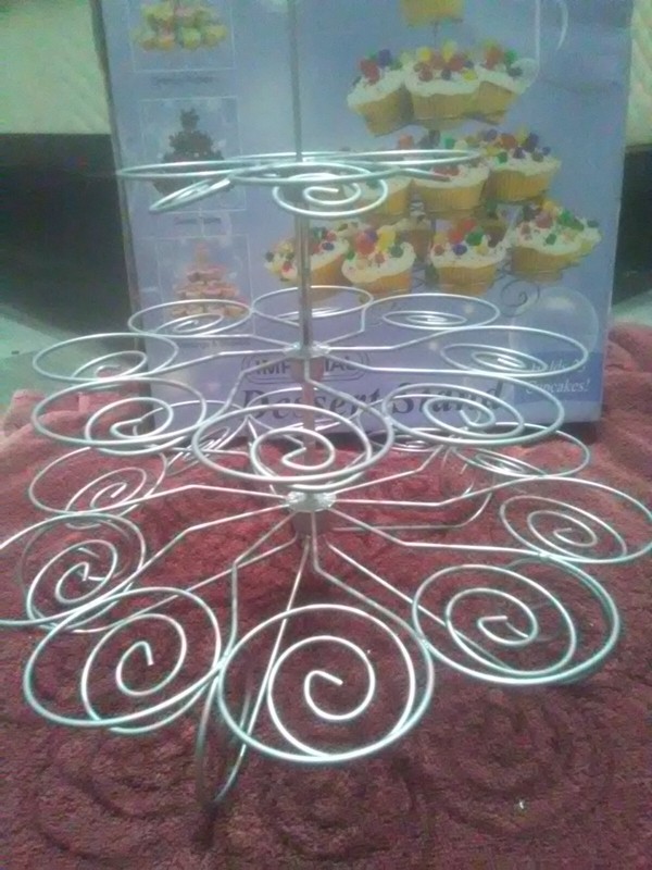 IMPERIAL 3 Tier Risers desert Display Stand for 23 Cupcake muffins NW1050 gallery