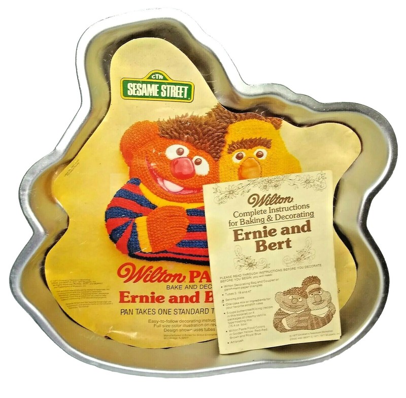 Wilton BERT & ERNIE Sesame Street Cake Pan w/Instructions Booklet ’77 #2105-999
