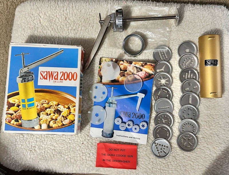 VTG SAWA 2000 Cookie Press Deluxe Sweden Metal & Plastic, Original Box, Complete