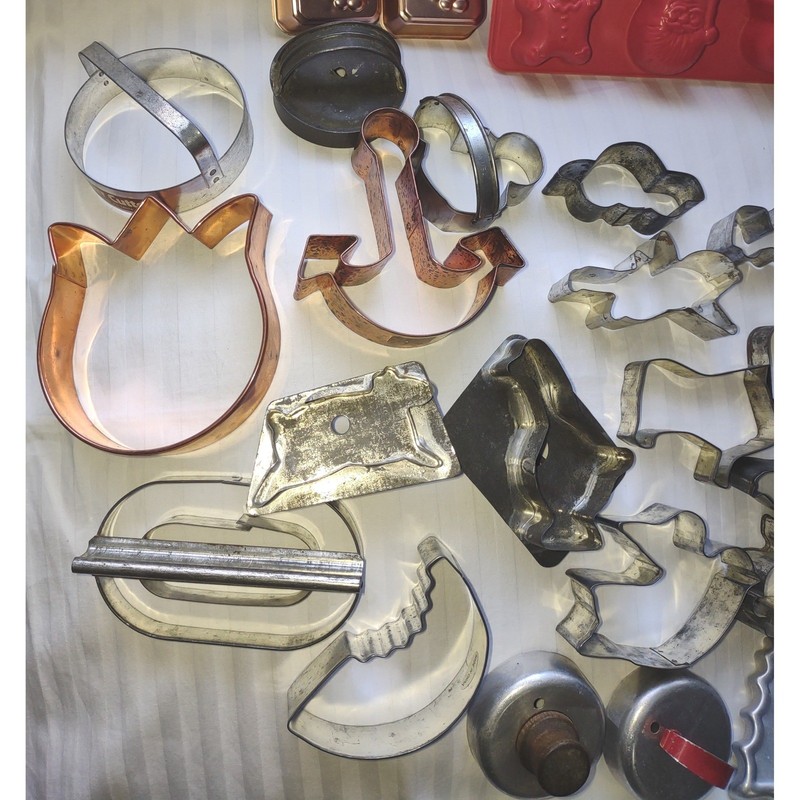 Large Lot of 50+ Cookie Biscuit Cutters Tin Copper Aluminum + 2 Plastic Molds gallery