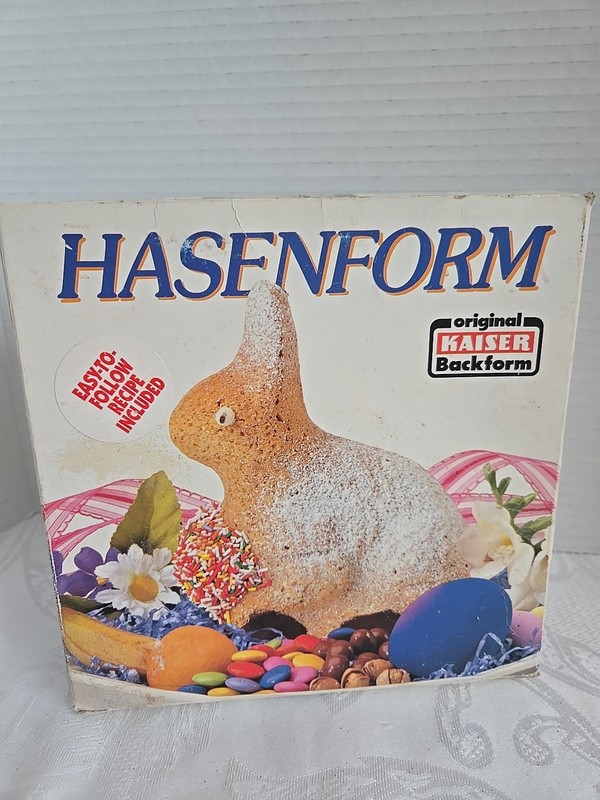 Kaiser Hasenform Bunny Baking Mold Standing Rabbit 3 Dimensional 2 pc. Germany