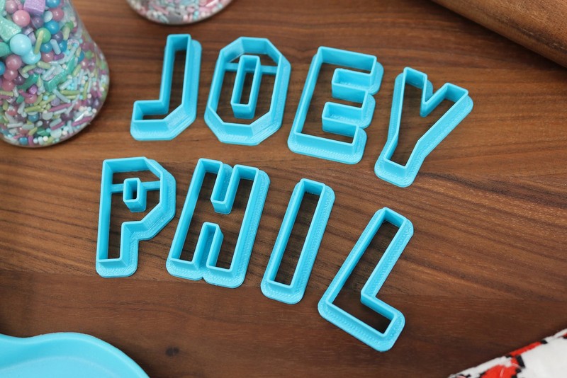 Hollywood Classic Film Style Letters! - Fondant Letters gallery
