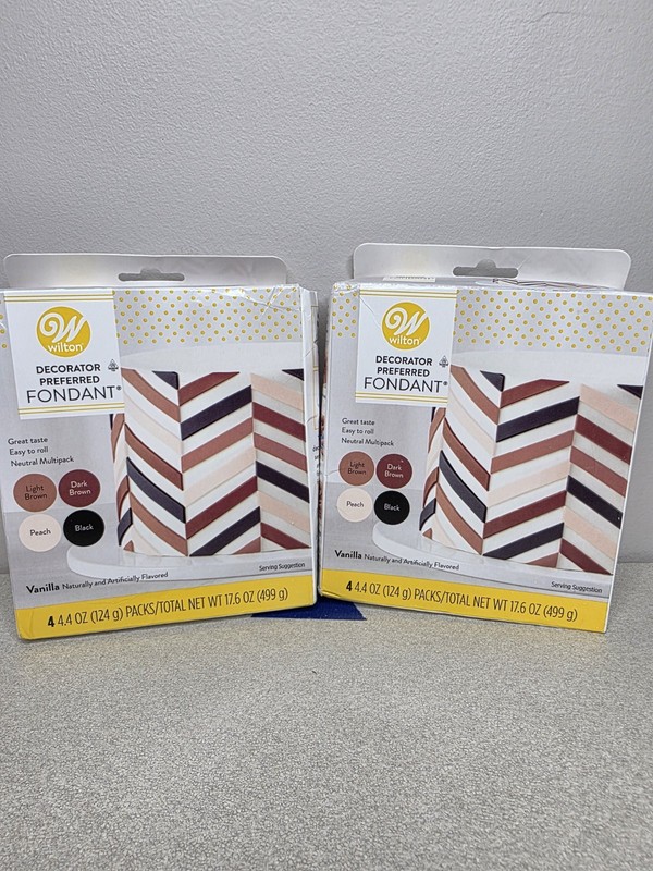 Wilton Decorator Preferred Fondant Icing, Neutral Colors, Vanilla, 2 boxes