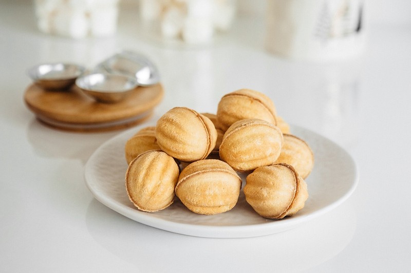 METAL PORTION MOLDS FOR BAKING COOKIES AND NUTS, SET OF 10 PCS. gallery
