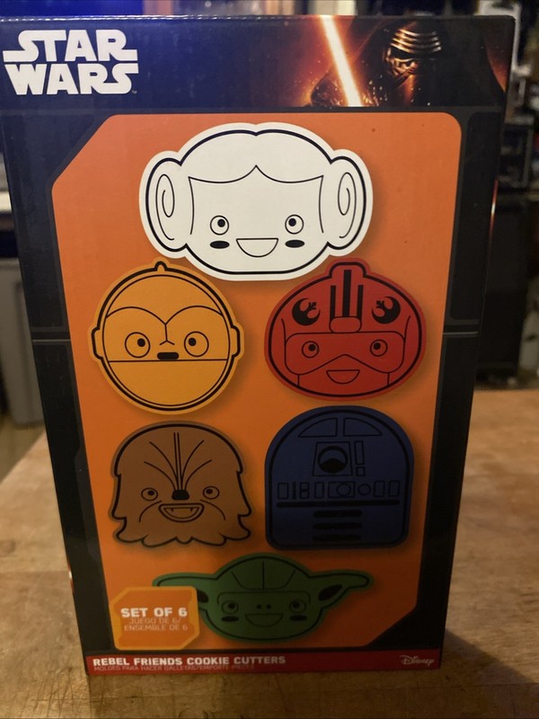 Star Wars Rebel Friends Cookie Cutters Set of 6 Luke Leia Yoda Brand New Disney gallery