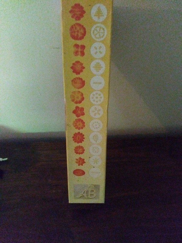 Hand Held Cookie Press Set 24 Decorating Discs 6 Decorating Tips NIB. Easy / Fun gallery