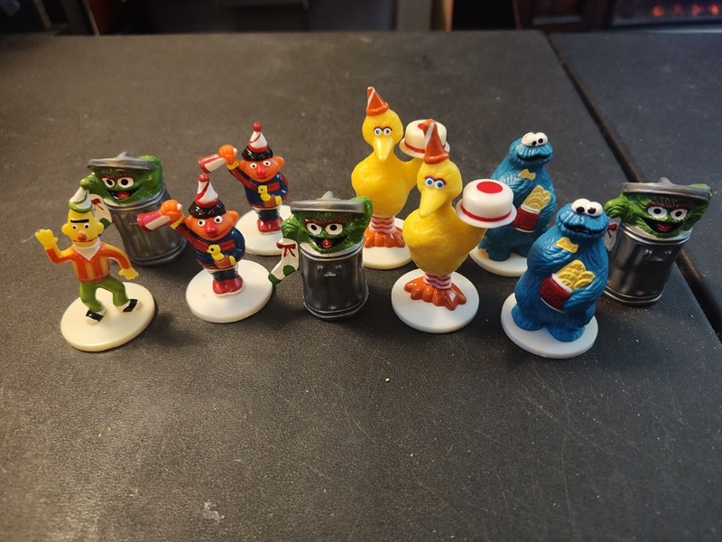 Lot Of 10 Vtg Sesame Street Wilton Cake Toppers Figures Big Bird Bert Ernie