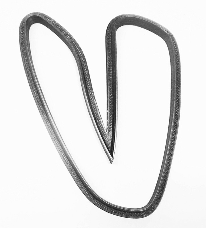LETTER V UPPERCASE FANCY STYLIZED FONT ALPHABET SPECIAL COOKIE CUTTER USA PR3349