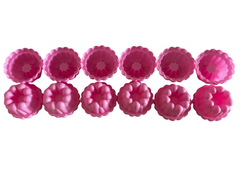 Pink Plastic Mini Flan Molds Flower Shape (12 pcs) gallery