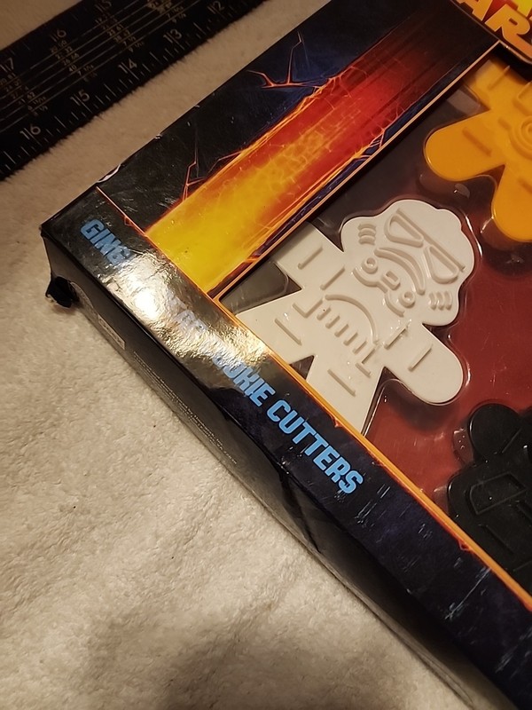 Vintage Star Wars Cookie Cutters 6 ..2014 NEW IN BOXDarth Vader AND CrewYoda gallery