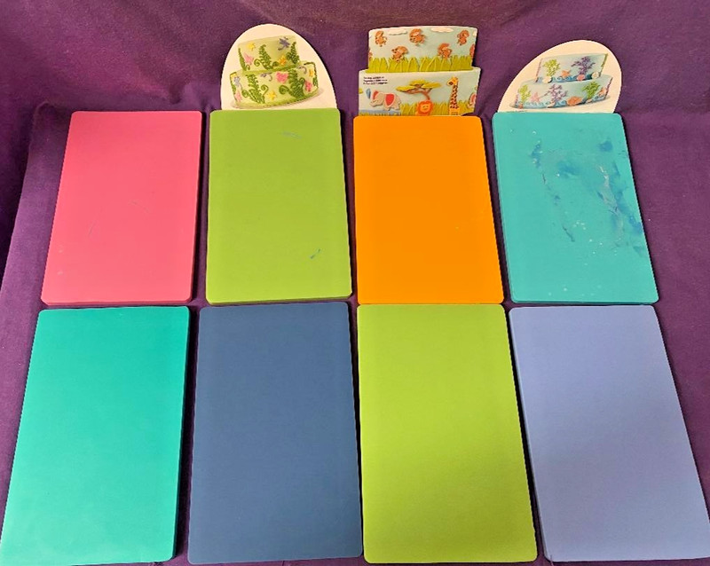 Wilton Silicone fondant molds space water leaves jungle shells buttons Lot of 8 gallery