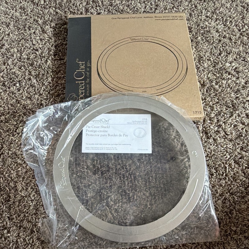 The Pampered Chef Pie Crust Shield Reusable Metal Ring Silver 1715