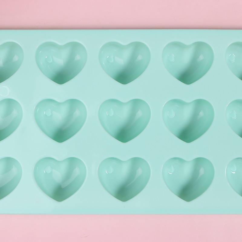 15 Hole Three-dimensional Heart-shaped Silicone Mold DIY Chocolate Baking Mold gallery