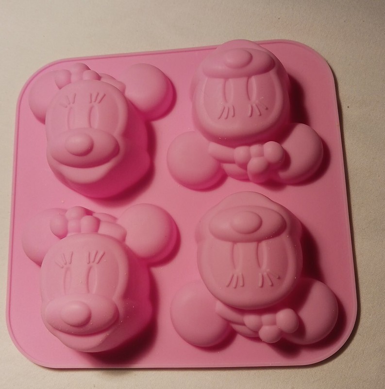 Disney Silicone Soap Cake Candy Clay Playdoh Chocolate Mold Preowned Unused