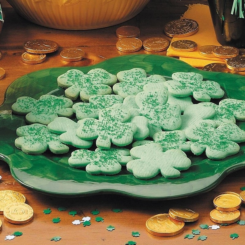 4-Piece Shamrock Cookie Cutter Set - Essential for St. Patrick's Day Baking gallery