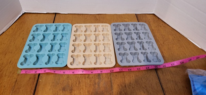 3Pack Dog Bone Silicone Mold, Dog Treat Mold,Baking Mold,