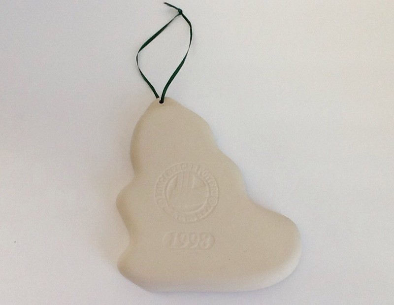 Longaberger Pottery SNOW FRIENDS Series SLEIGH BELLE Cookie Mold 1998 USA W/Box gallery