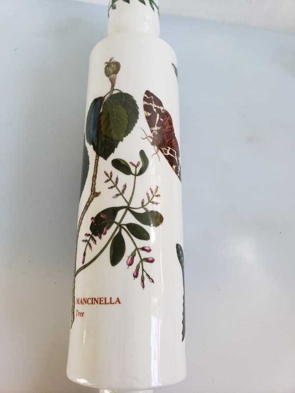 Portmeirion Botanic Garden ROLLING PIN BUTTERFLIES Hippomane Mancinella gallery