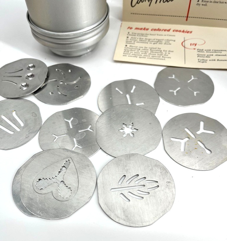 Vintage WearEver Aluminum Cooky (Cookie) Press incl 12 Shapes & recipe cards gallery