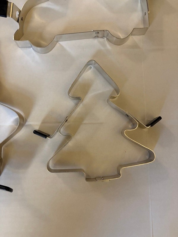 Christmas Holiday Large Metal Cookie Cutters Egg or Pancake Mold - gallery